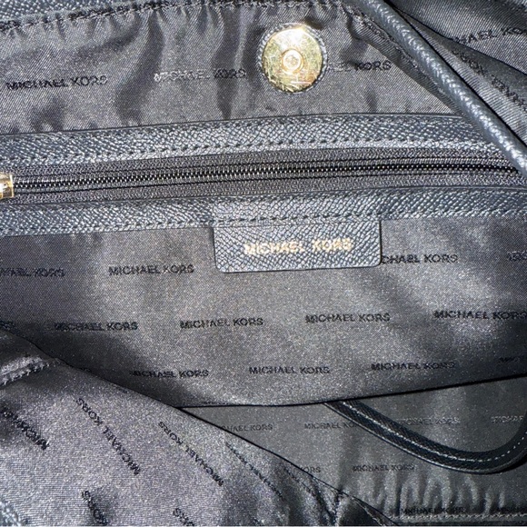 Michael Kors Maddie Medium Black Crossgrain Leather Tote – Gently Used - Picture 9 of 14